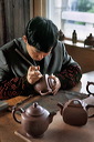 content/stories/Asia/Shanghai_tea.htm/preview/teapot_maker_2.jpg
